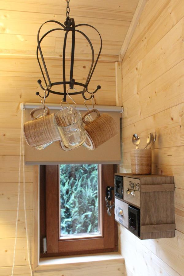 Le Cerf D'Hubert Bed & Breakfast Redu Exterior photo